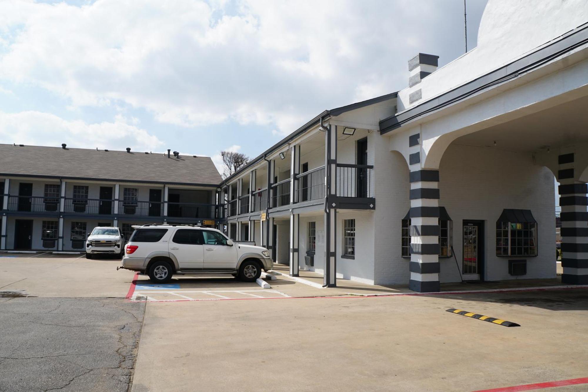 Sherman Inn Motel