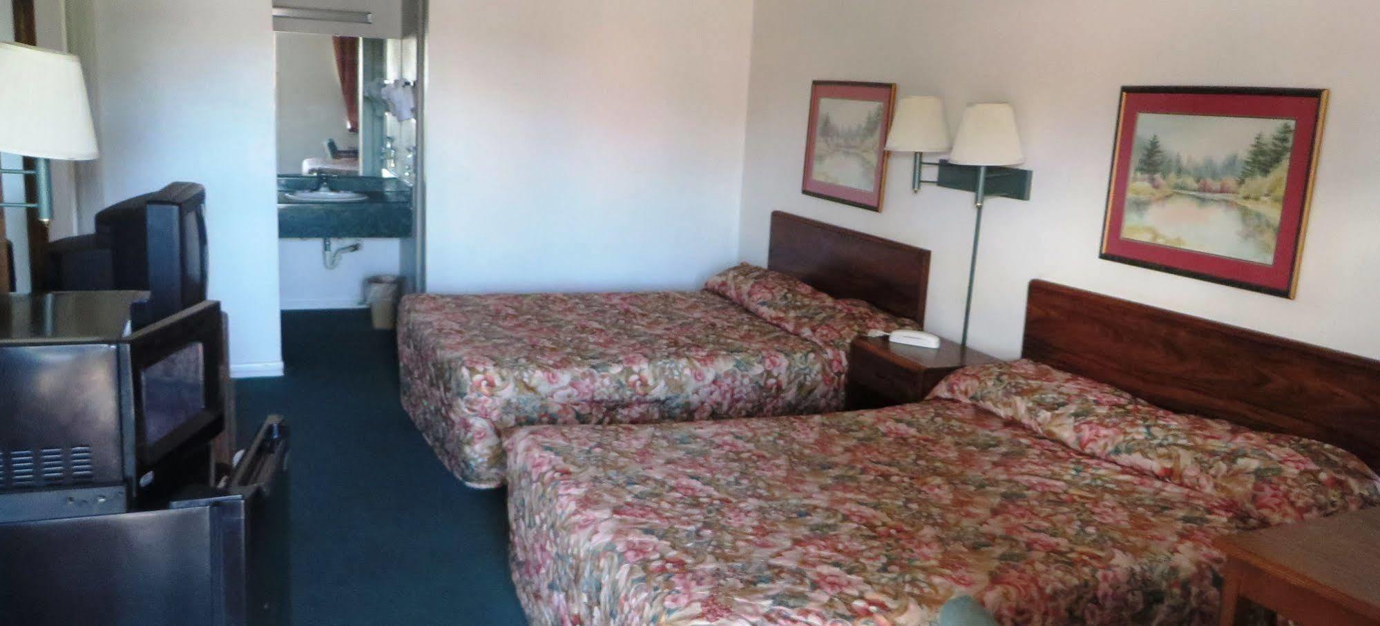 Sherman Inn 2*