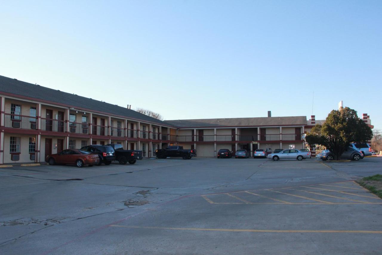 Sherman Inn Motel 2*