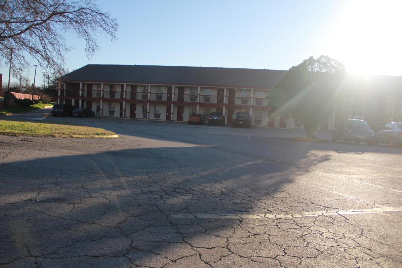 Sherman Inn 2*